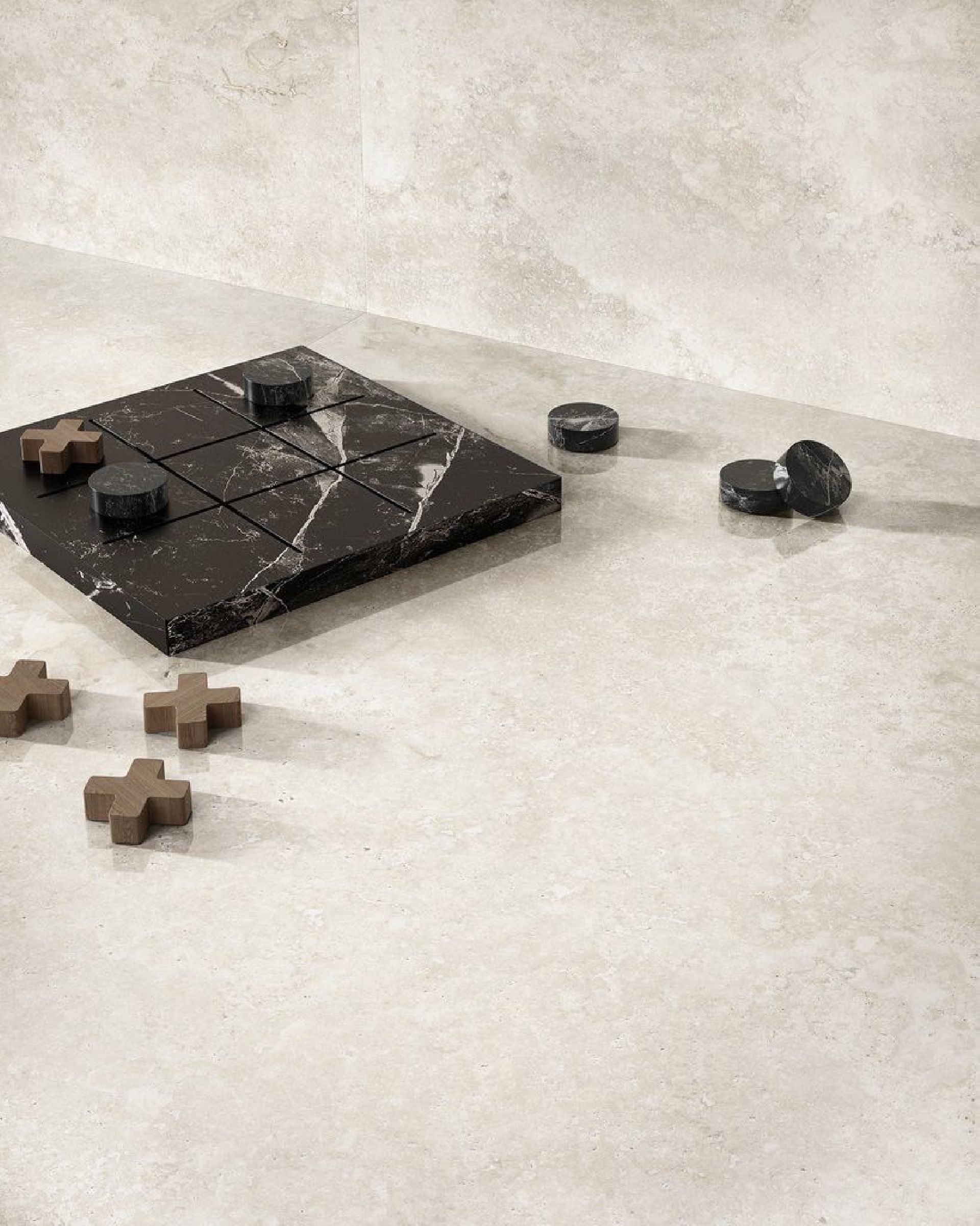 Invictus Cross White 120x120 Kry.Ret.Gat.1